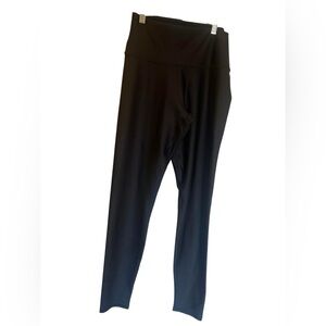 NWT Alo Yoga high waisted airlift leggings BLACK Size L